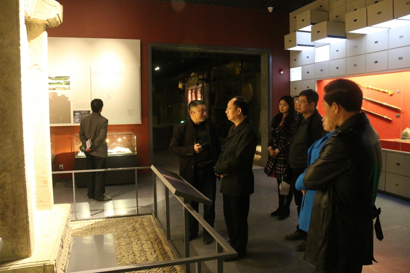 2016年3月17日湖南省委宣传部副部长杨金鸢一行参观博物馆
